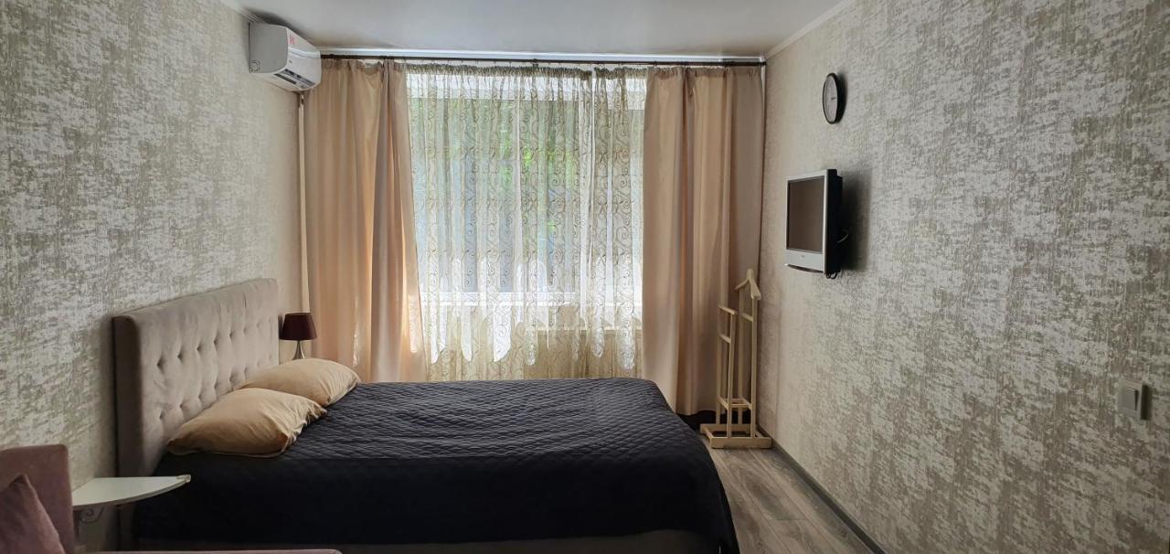 Квартира " A Quiet Place" Apartamento Kamianets-Podilskyi Exterior foto