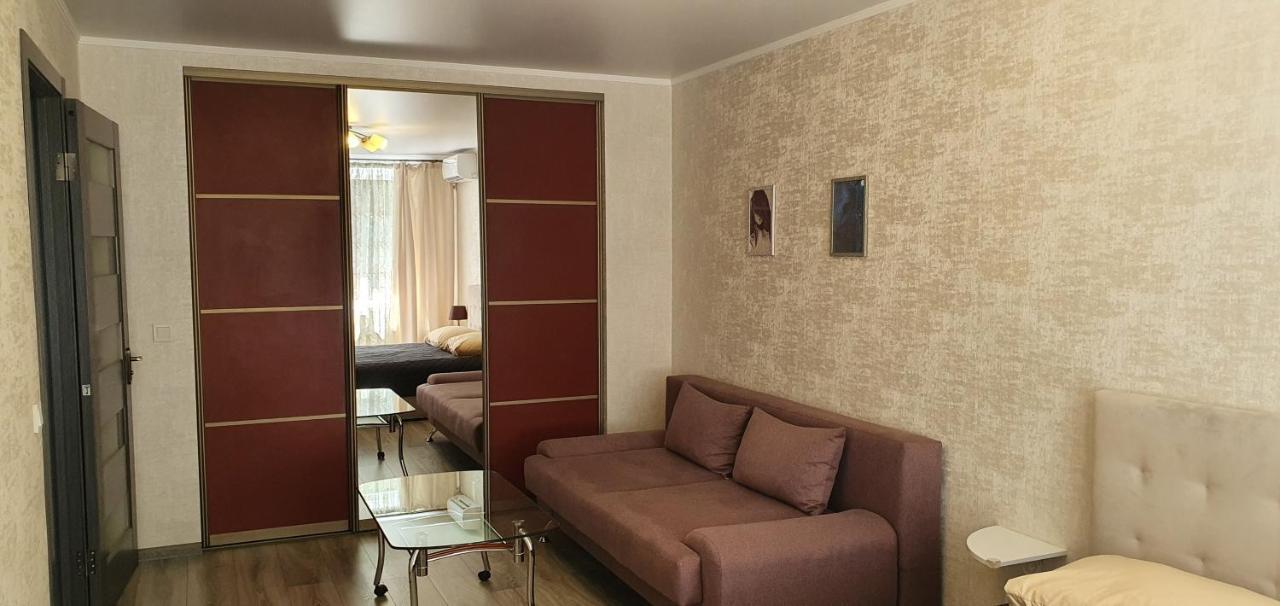 Квартира " A Quiet Place" Apartamento Kamianets-Podilskyi Exterior foto